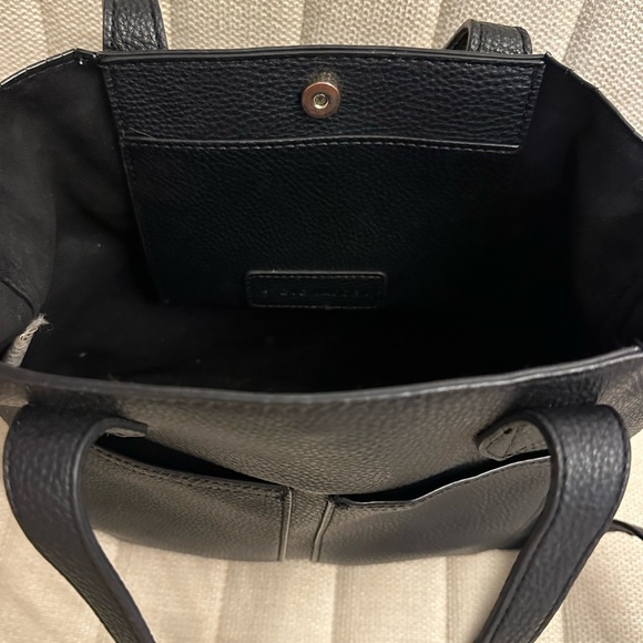 Steve Madden black handbag tote crossbody - Picture 8 of 11